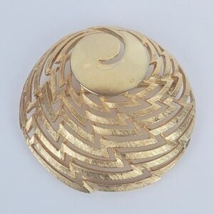 Vintage Signed Corocraft Gold Tone Circle Round Mid-Century Brooch Pin